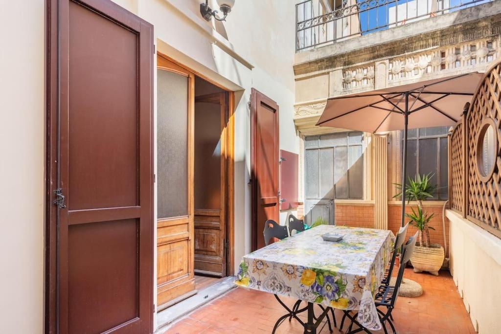 Central Elegant Apartment - Liberty House Bologna Exterior foto